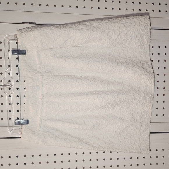 Loft Size 8P White Floral Lace Embroidered detailed Skirt Pleats at Waist - Picture 6 of 6